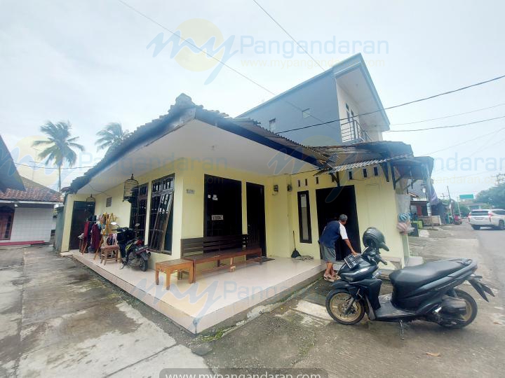   Tampilan depan rumah sewa mang lili Pangandaran